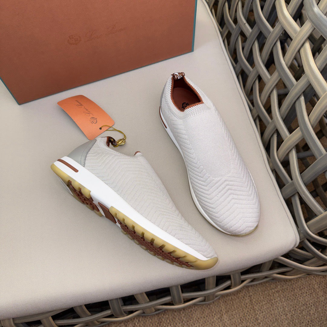 LP Sneakers