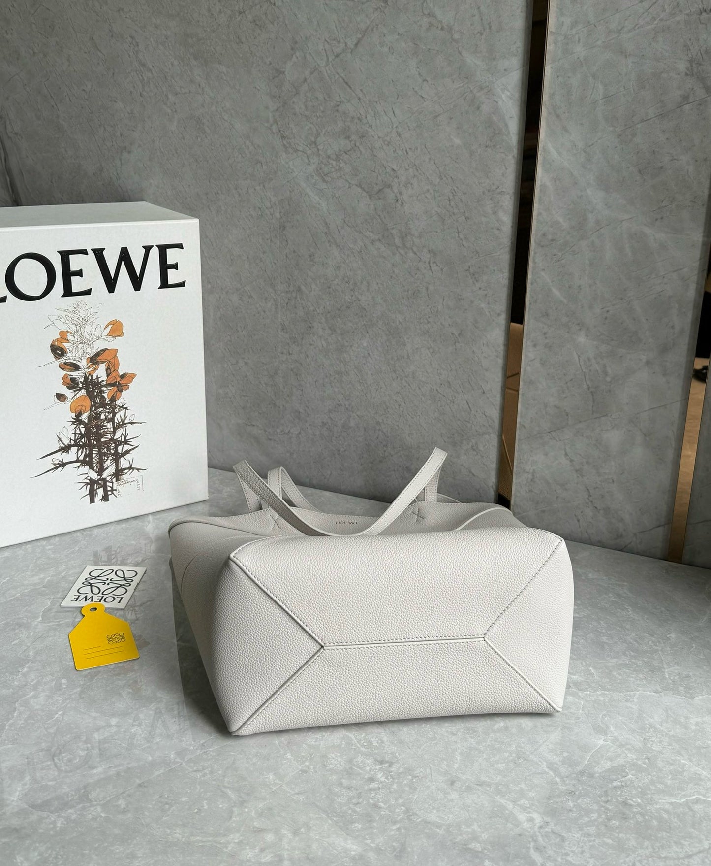 Loewe Puzzle Fold Tote Bag(25.5x14.5x31.5cm)