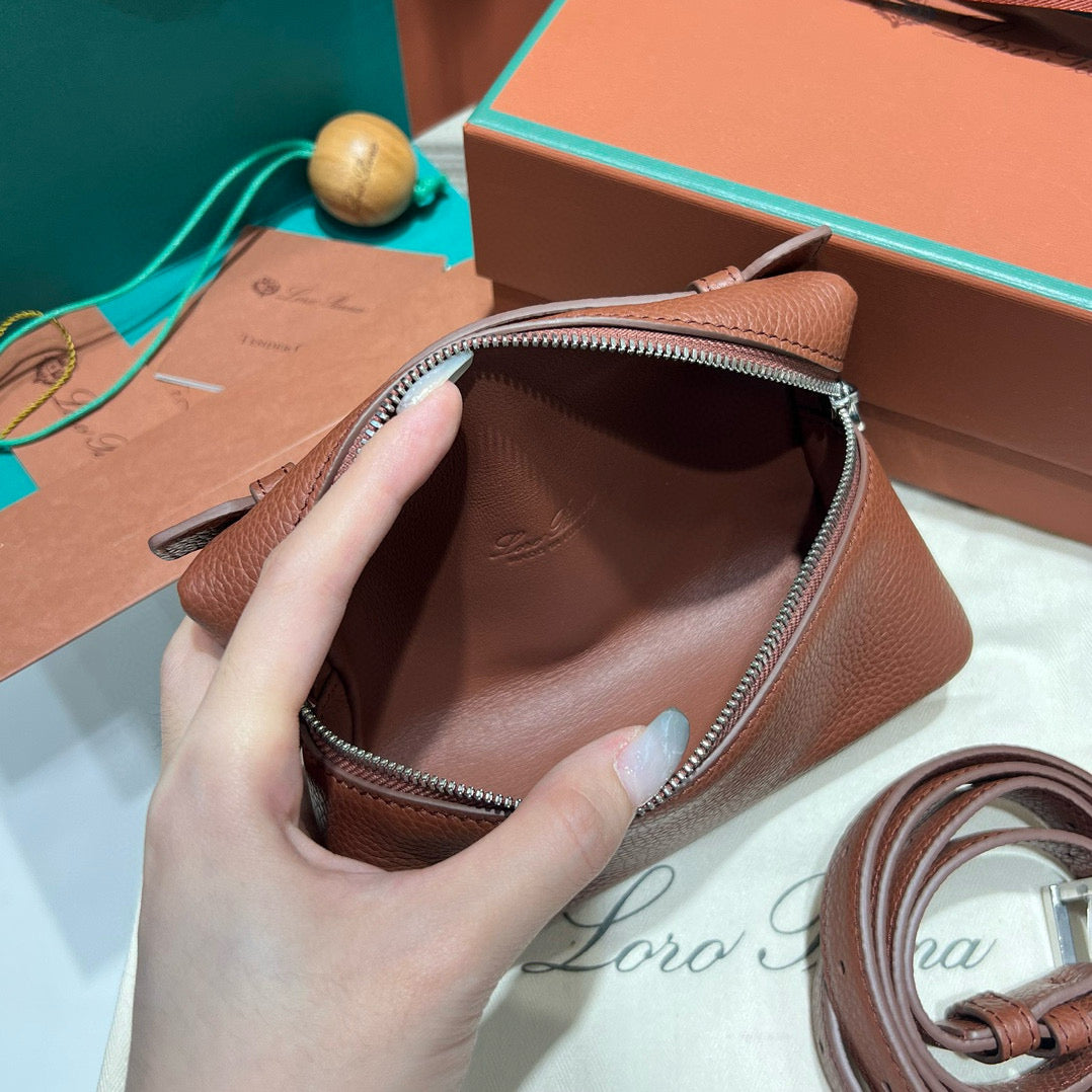 Loro Piana 16 Classic Bag