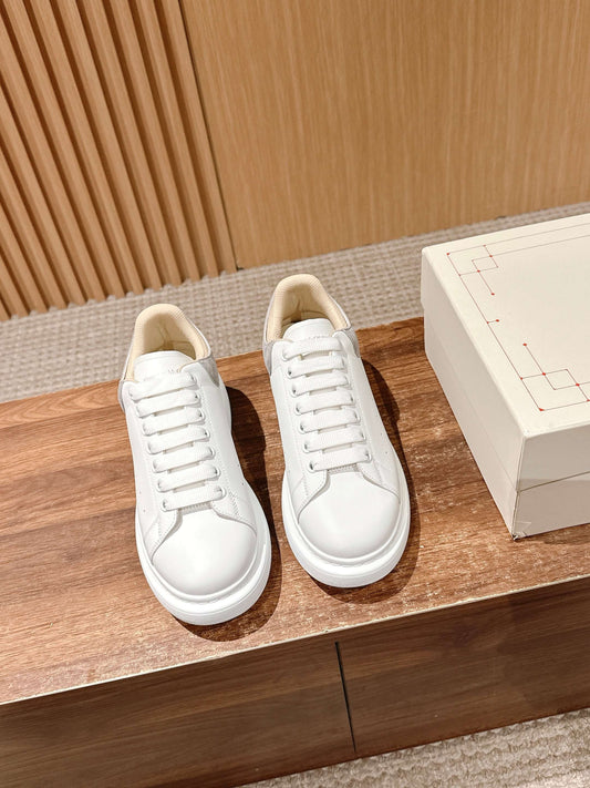 Alexander McQueen Sneakers