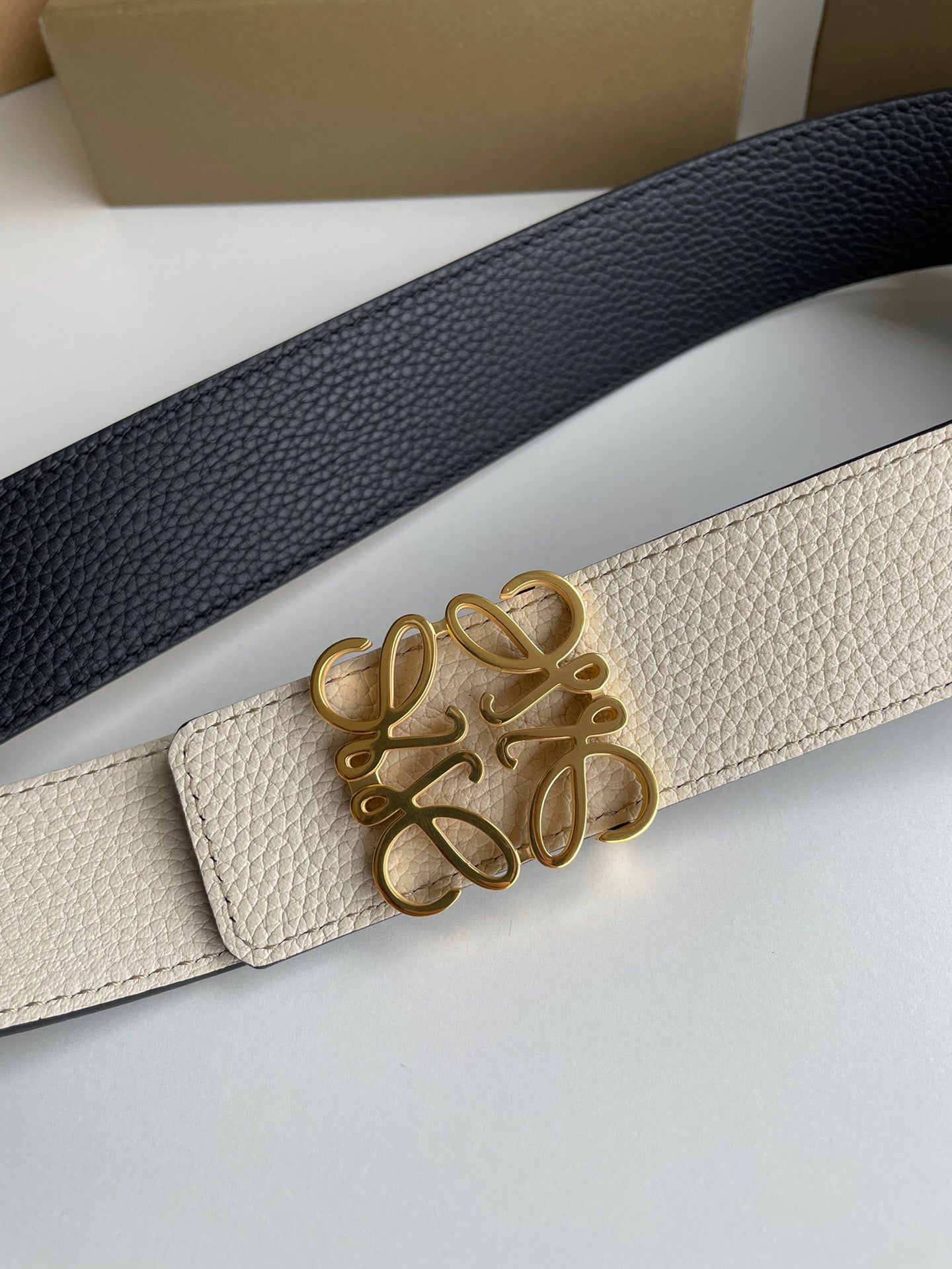 Loewe Belt