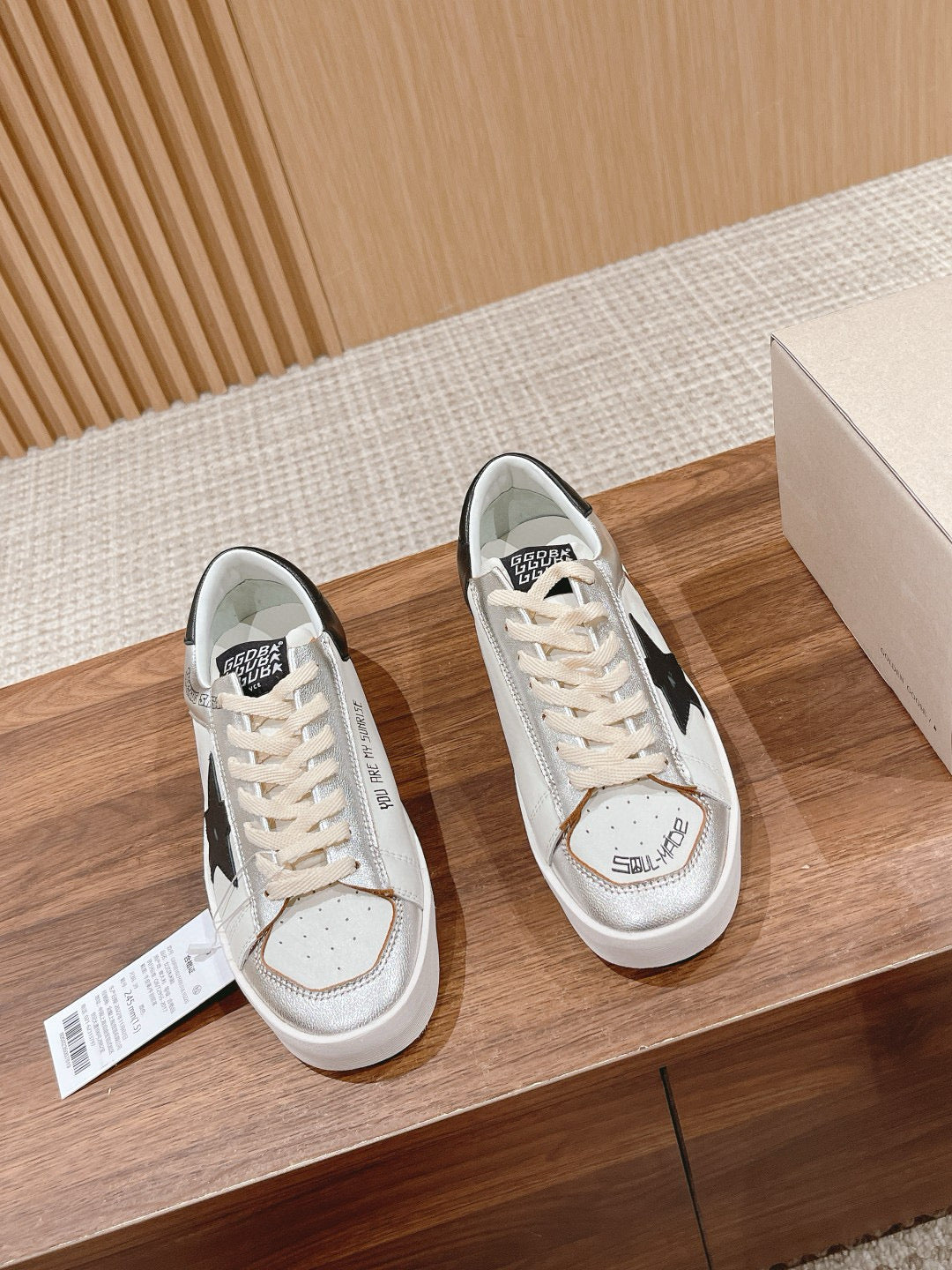 Golden Goose Sneaker