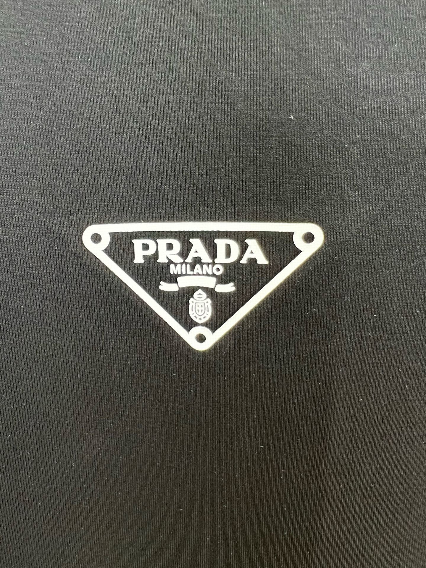 Prada T-Shirt