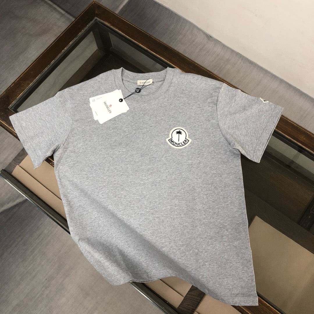 Moncler T-shirt