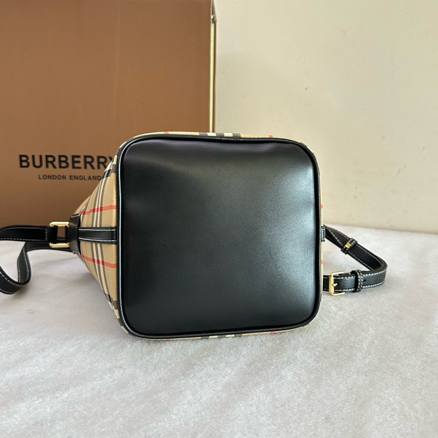 BBR Ashby Check Bucket Bag