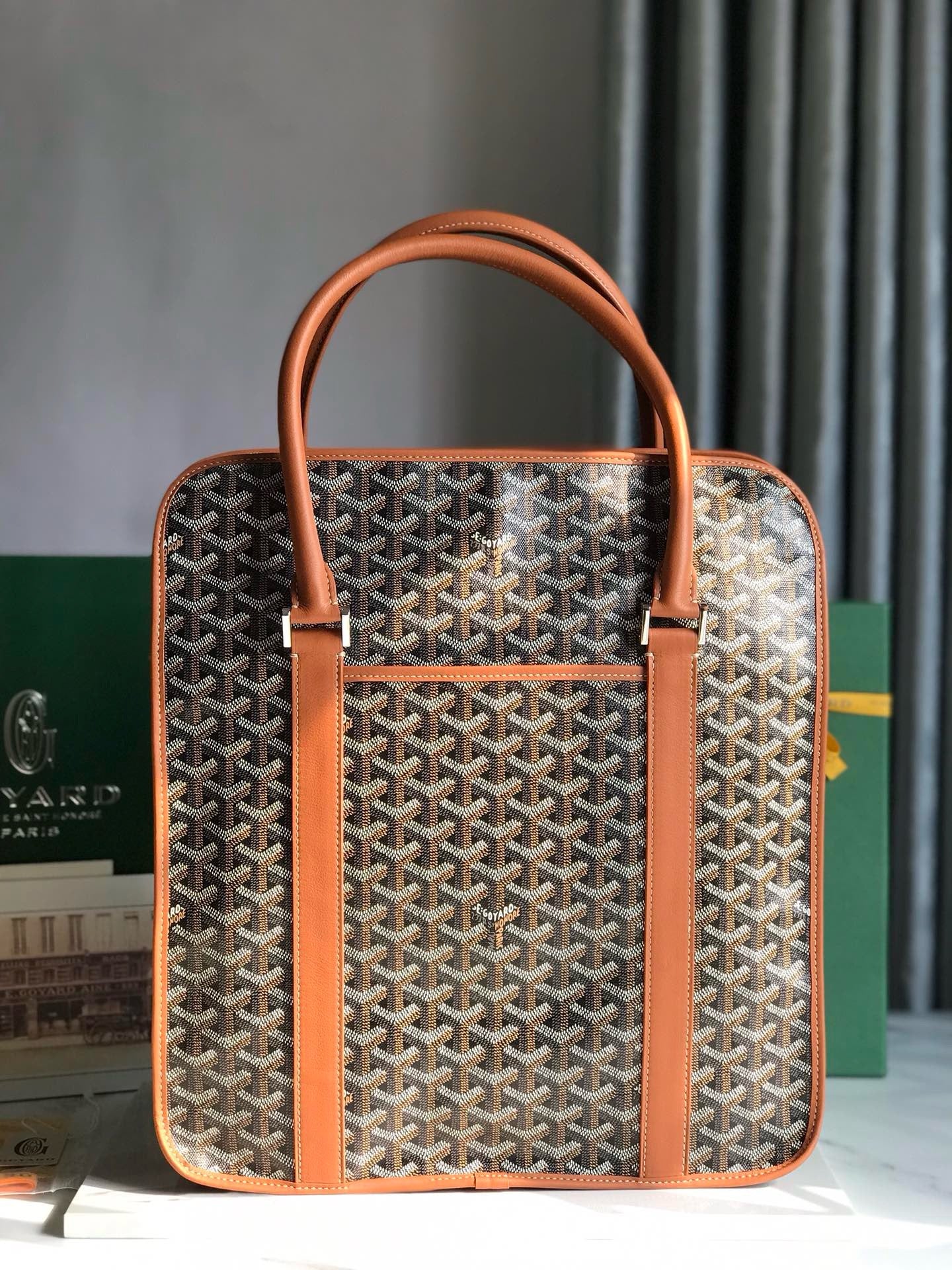 Goyard Bourgogne 35x39x11cm