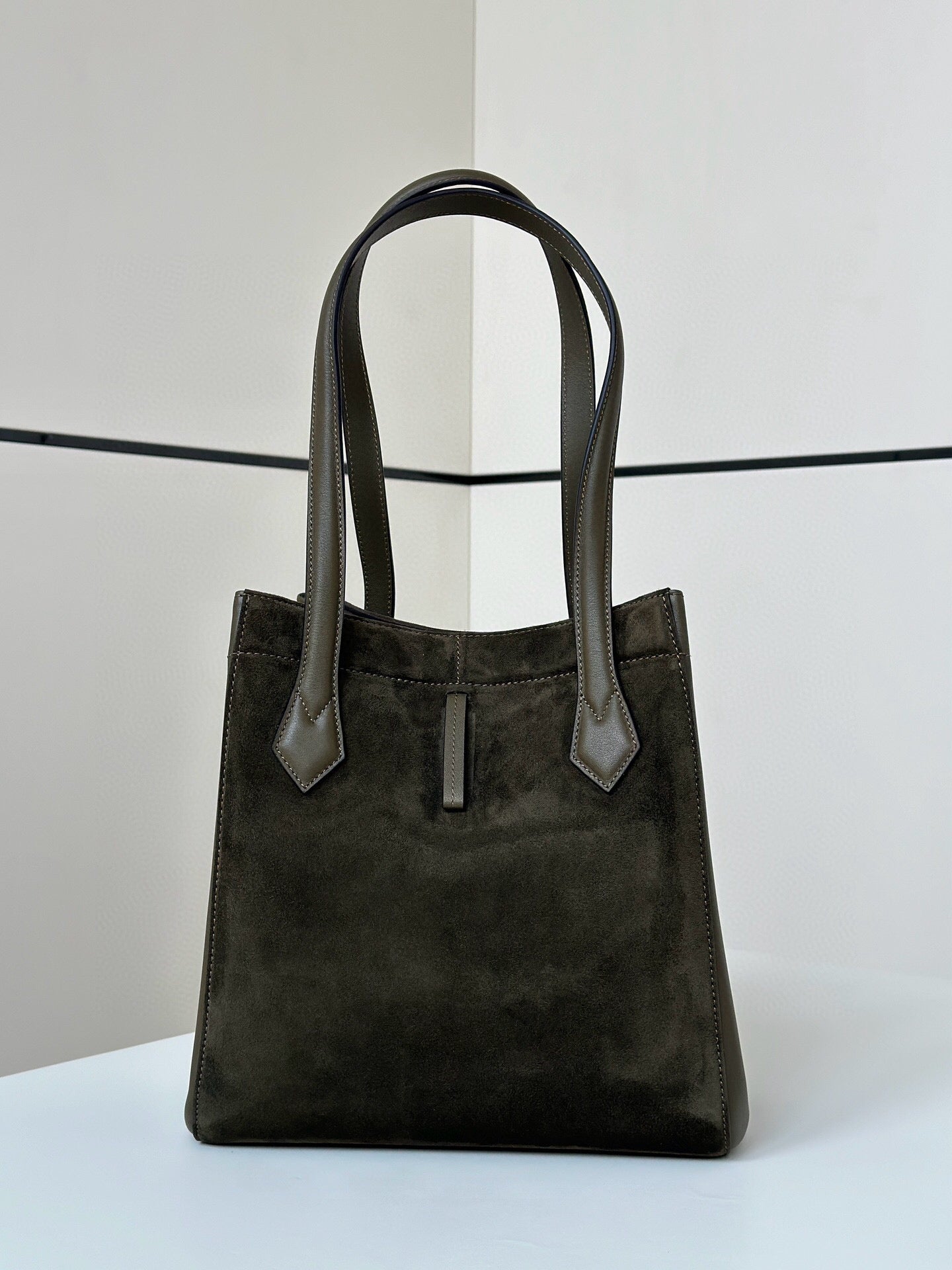 Fendi Tote  27x15x27