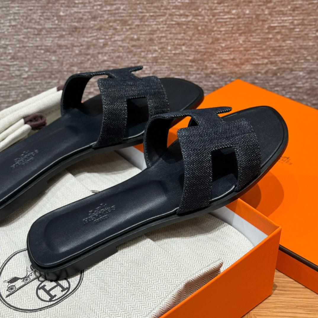 Hermes Slippers