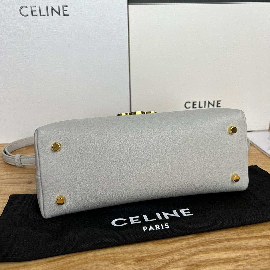 Celine Triomphe