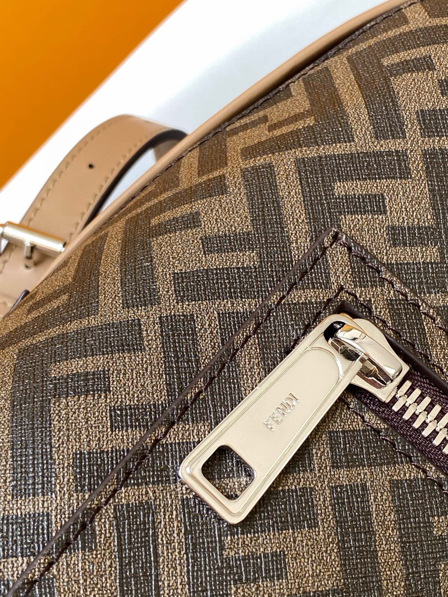 Fendi Backpack24-12-36CM