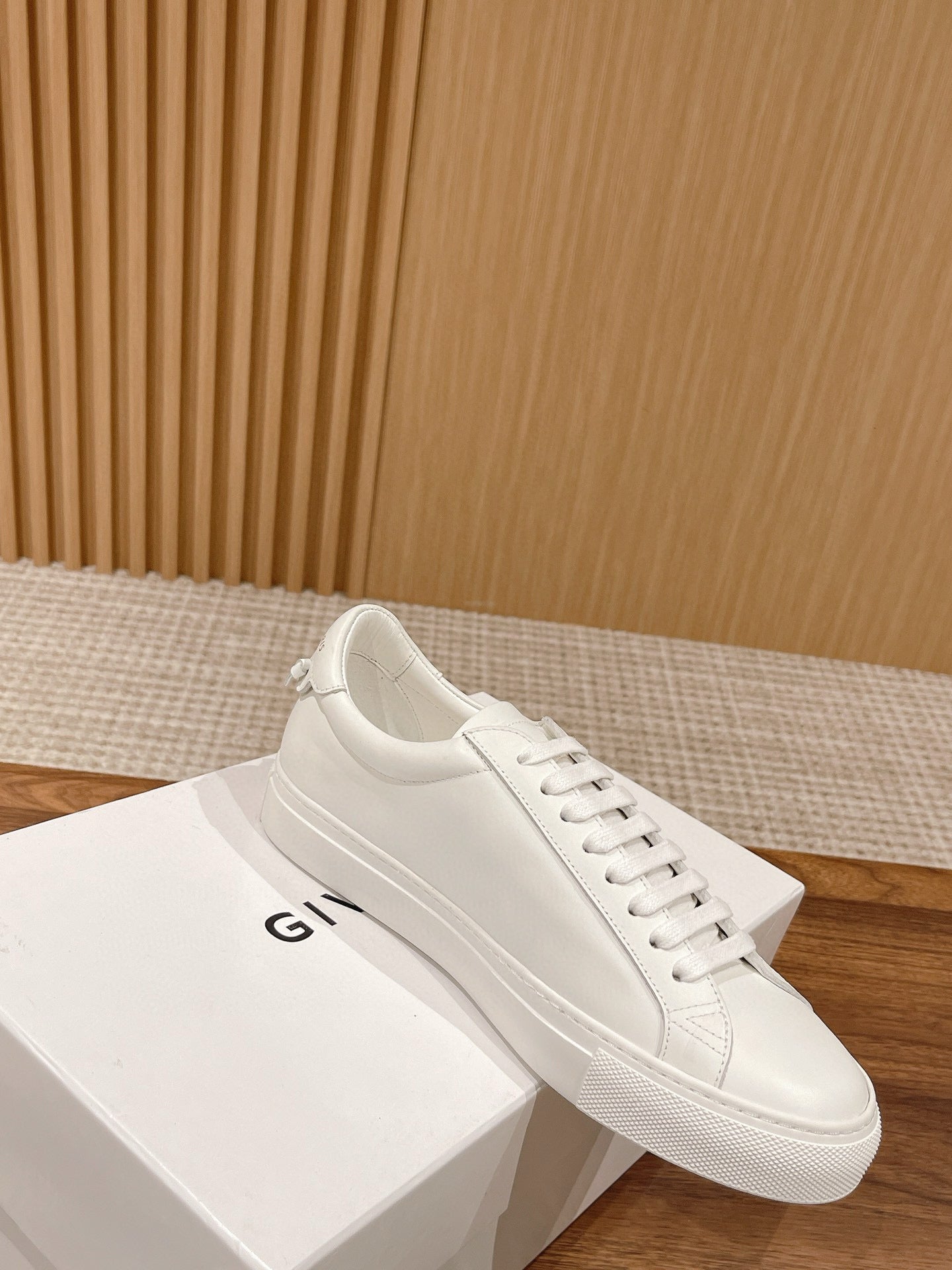 Givenchy Sneakers