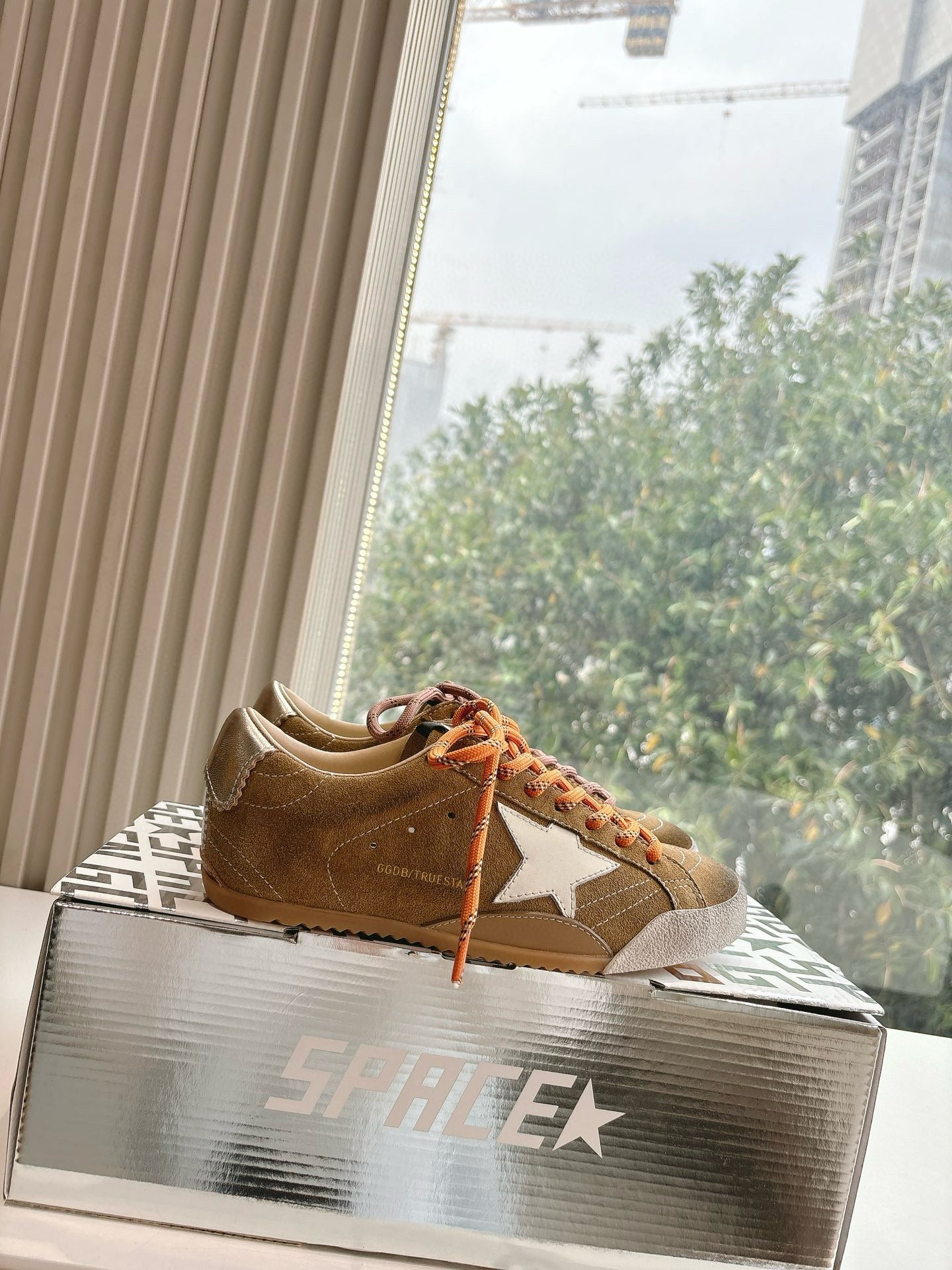 Golden Goose Sneaker