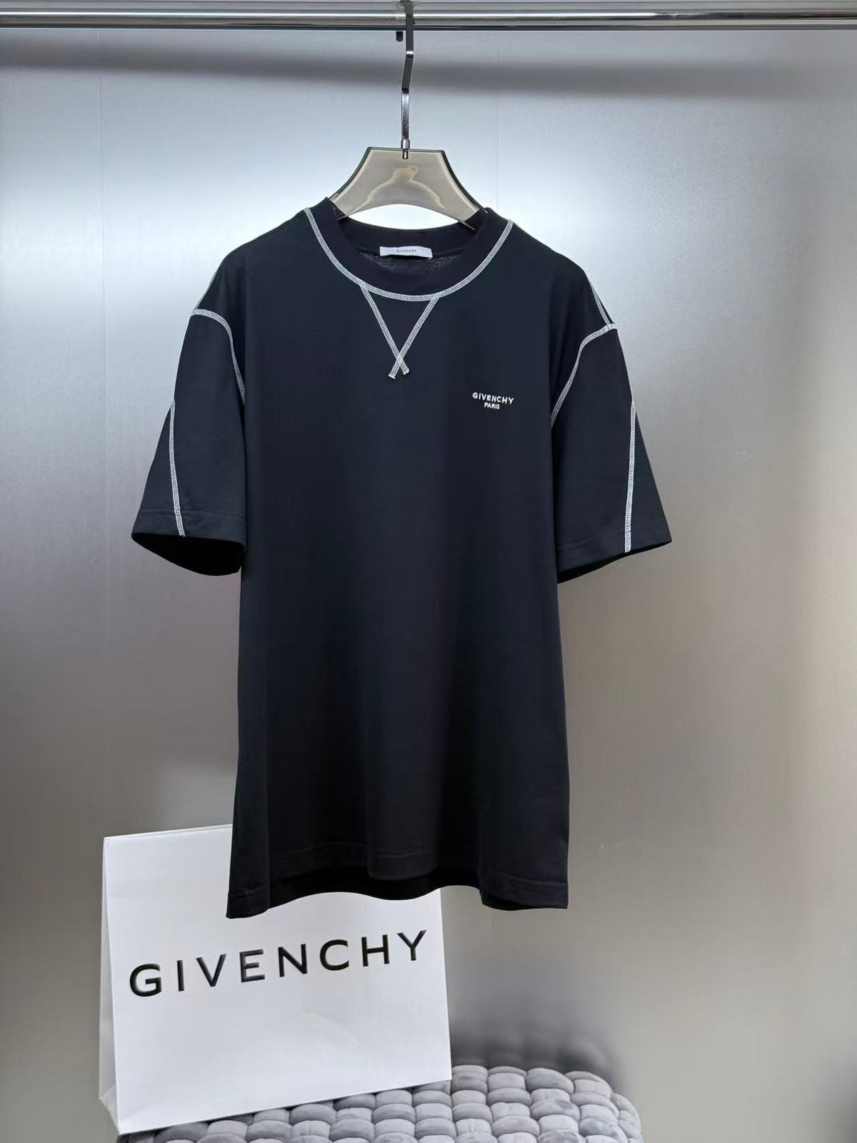 Givenchy T-Shirt