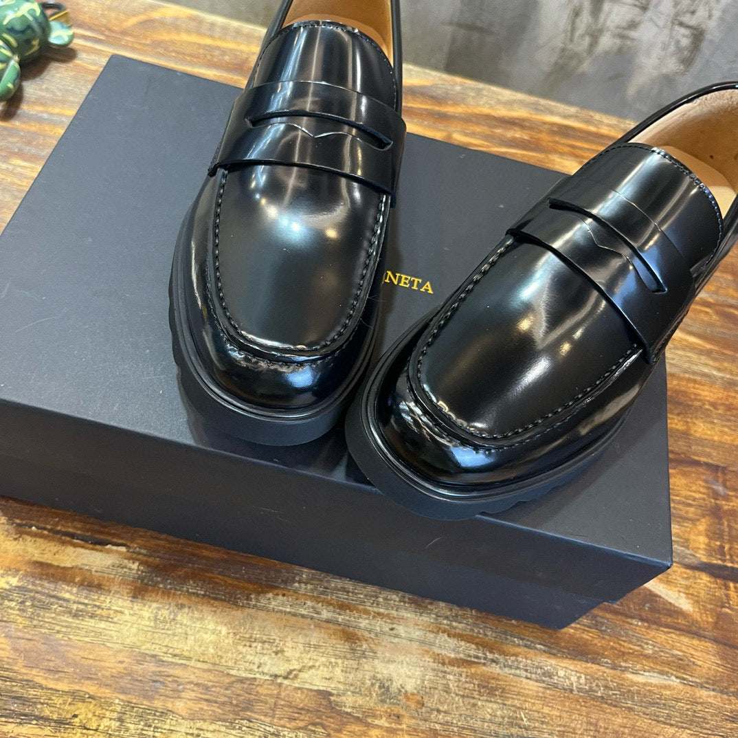 BV Loafer