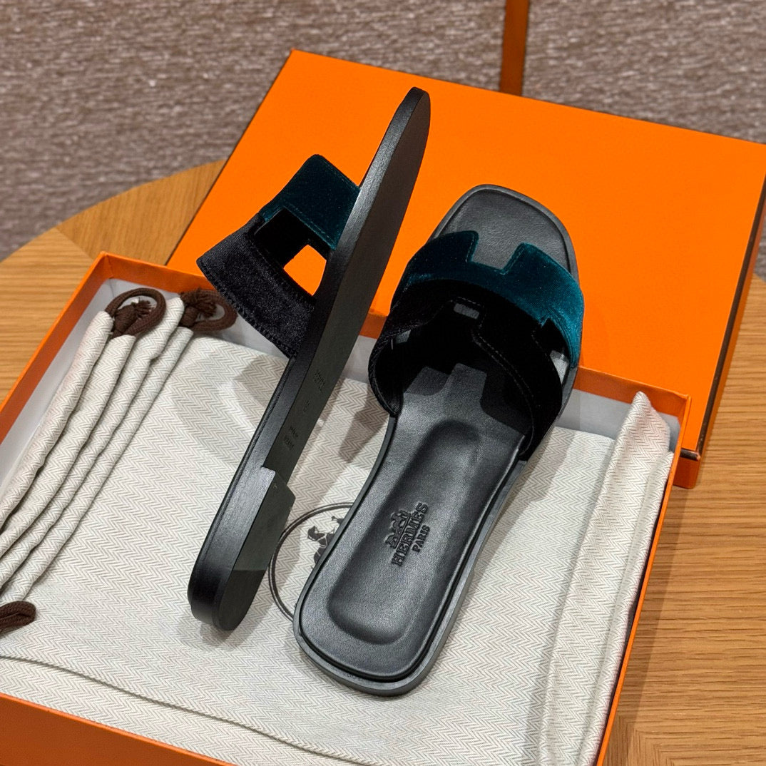 Hermes Slippers
