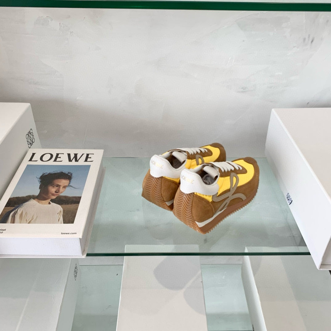 Loewe Sneakers