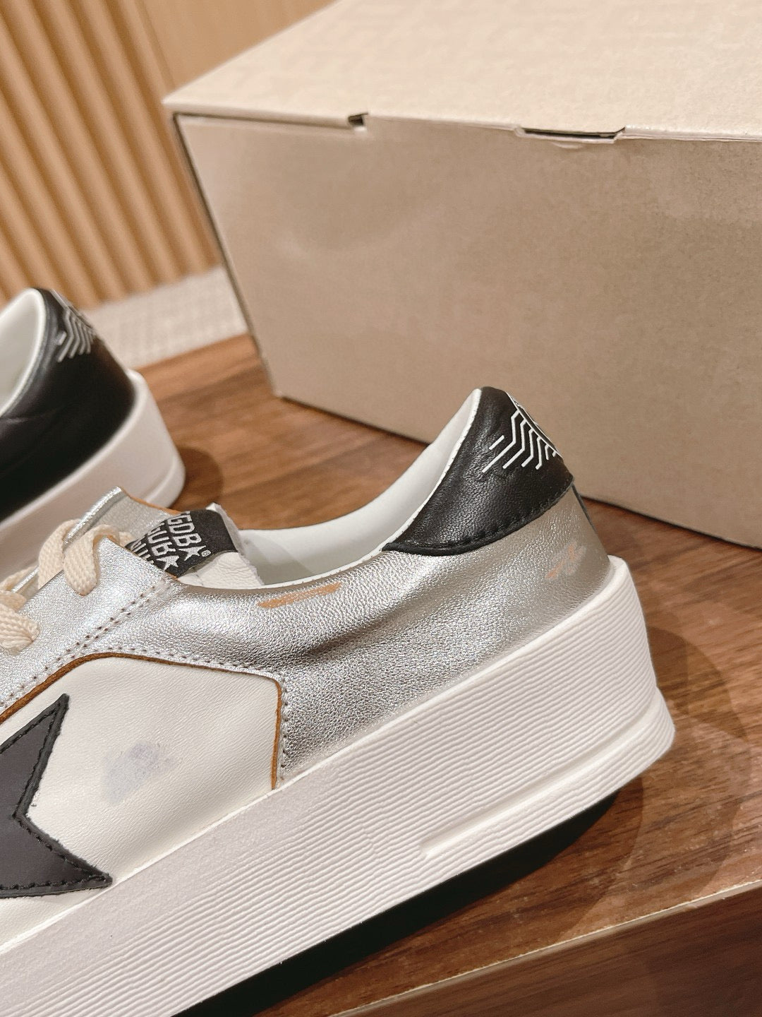 Golden Goose Sneaker