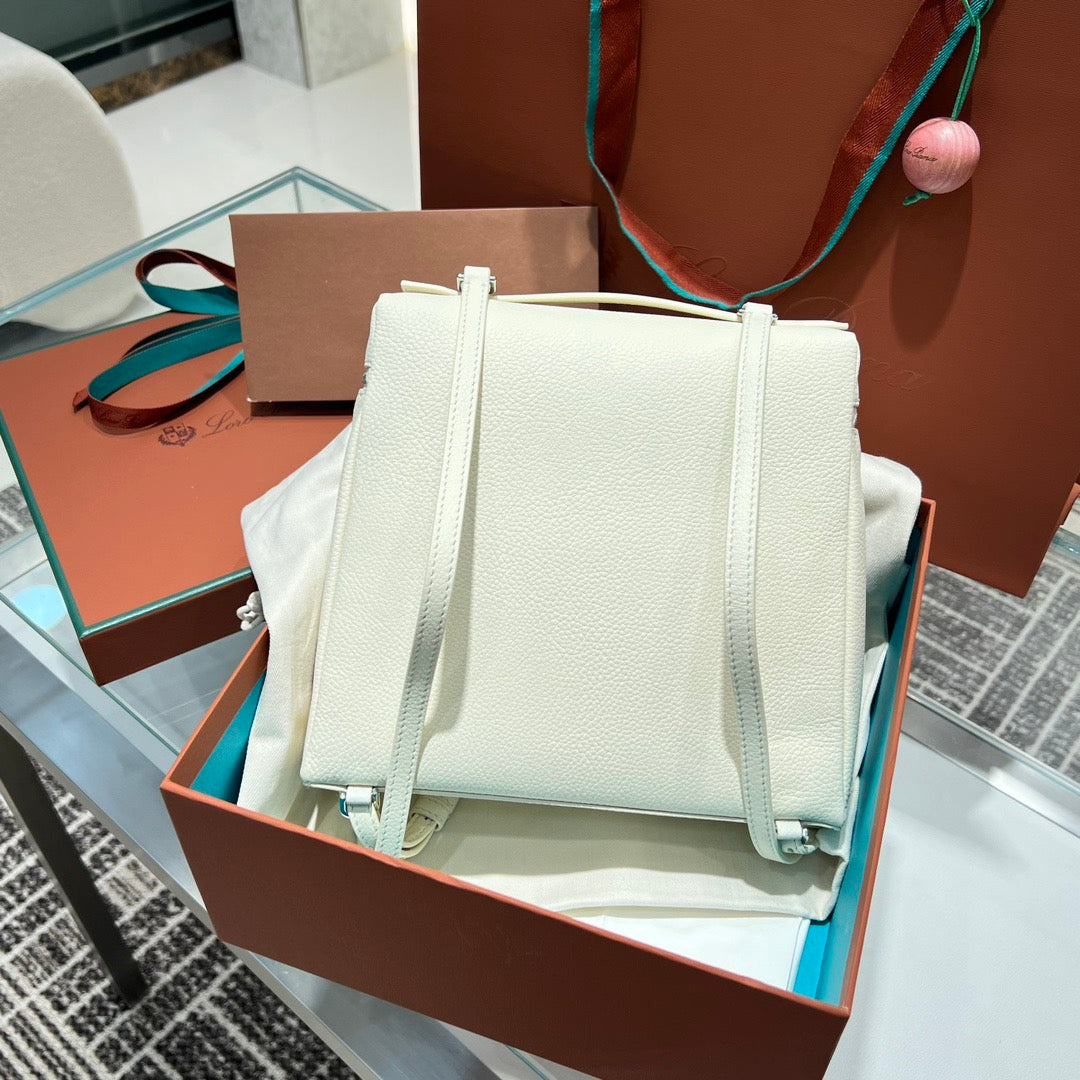 LP Extra Pocket L23.5 Backpack