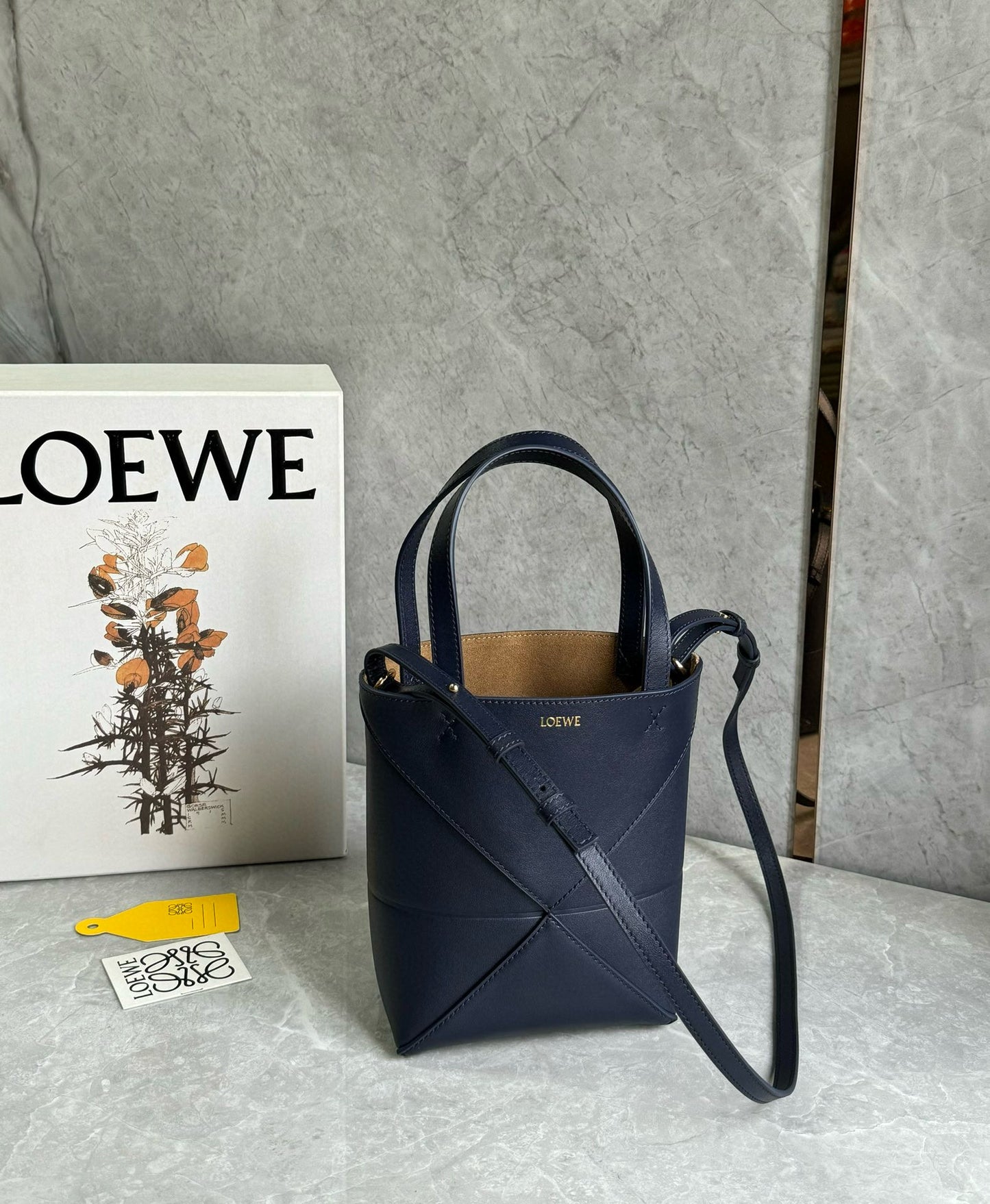 Loewe Puzzle Fold Tote Bag(20x16.5x9.5cm)