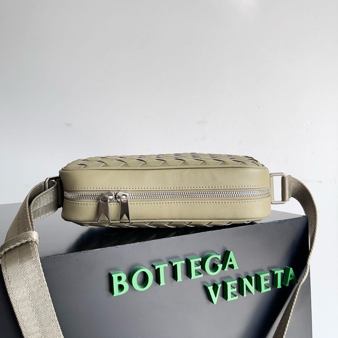 BV Messenger Bag