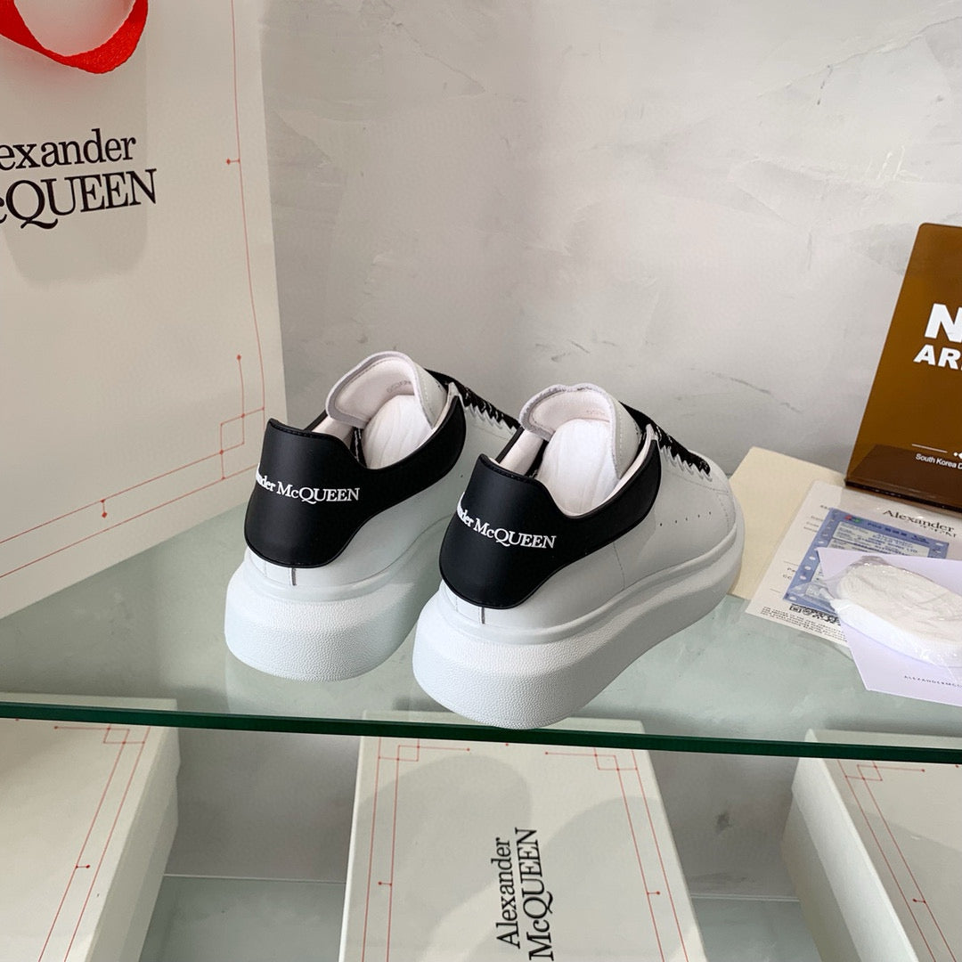 Alexander McQueen Sneakers