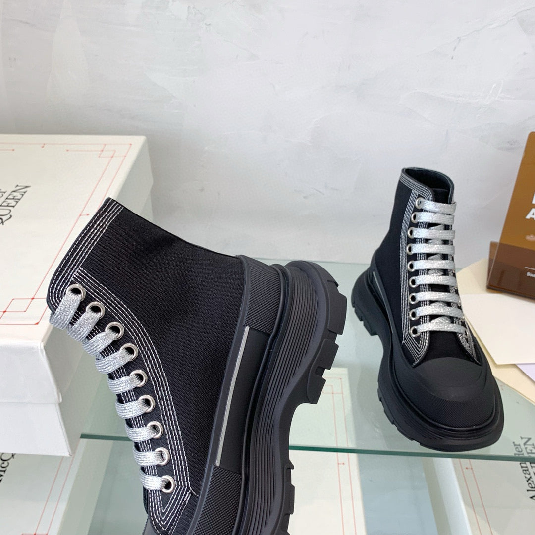 Alexander McQueen Sneakers