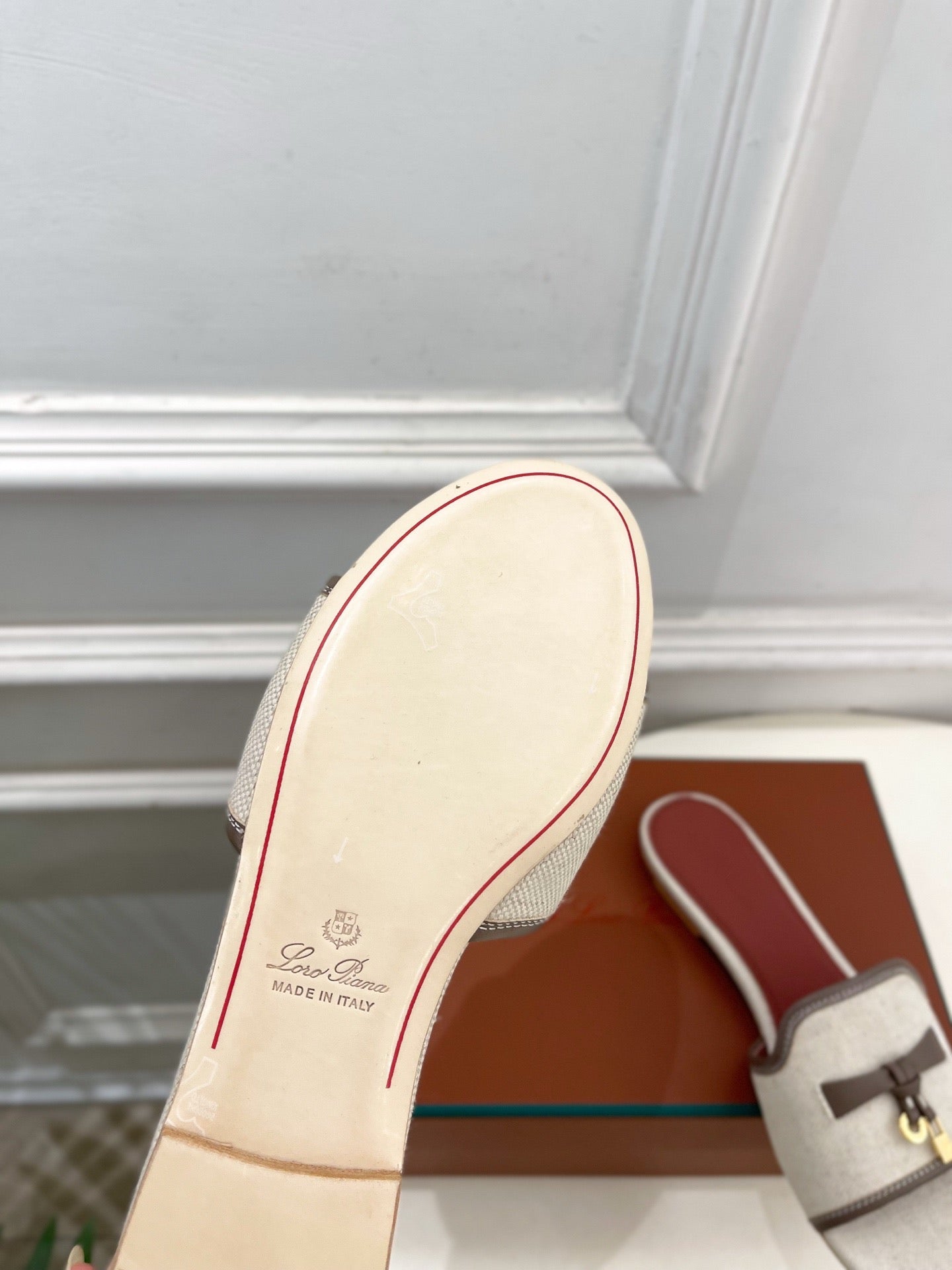 LP Sandals