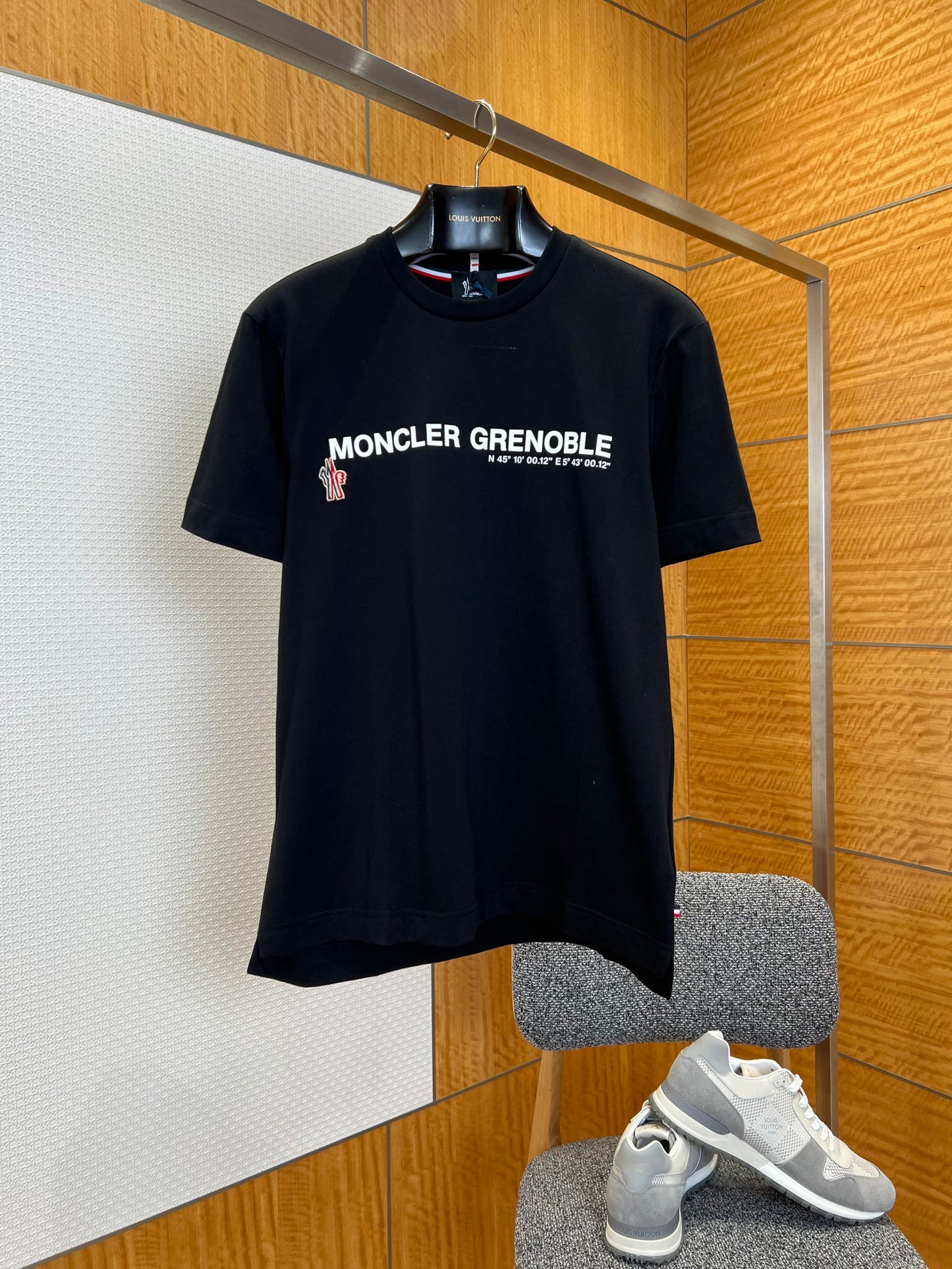Moncler T-shirt