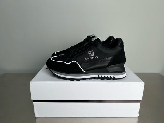 Givenchy Sneakers