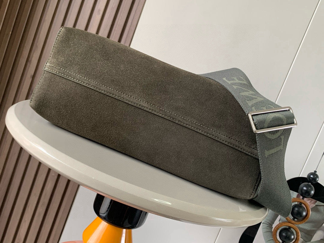 Loewe Messenger Bag