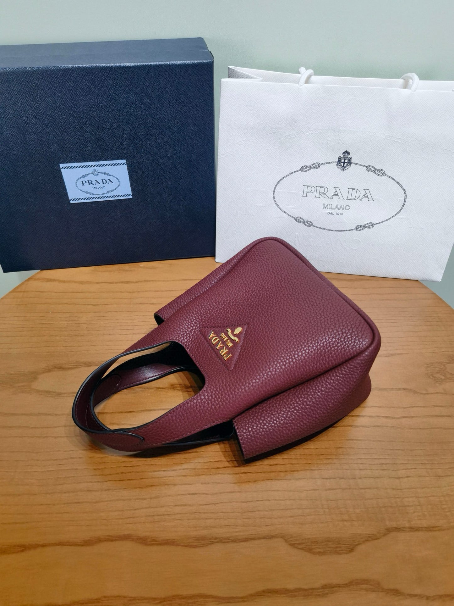 Prada Tote Basket Bag 25x21.5x14cm