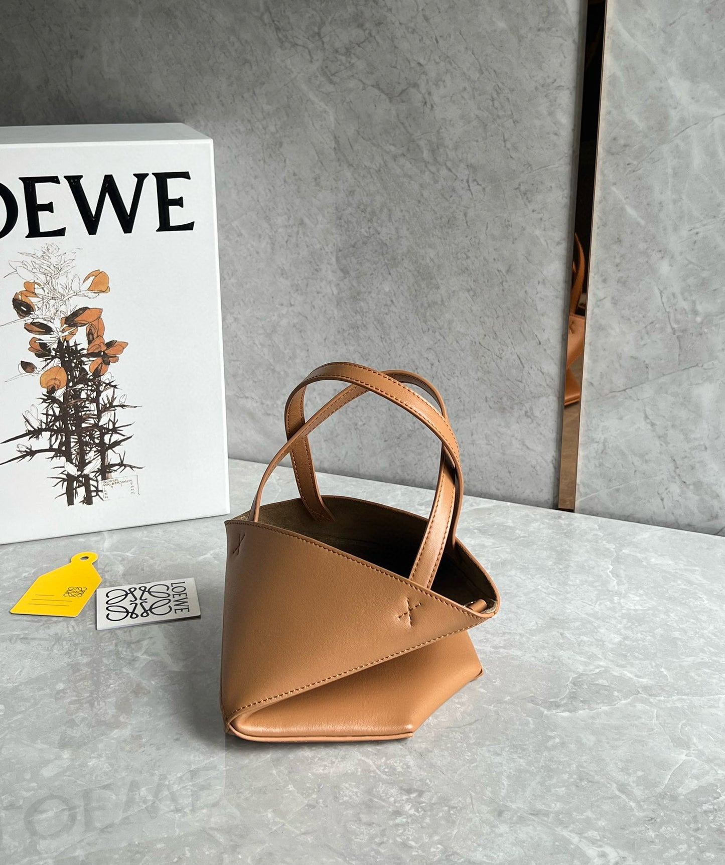 Loewe Puzzle Fold Tote Bag(20x16.5x9.5cm)