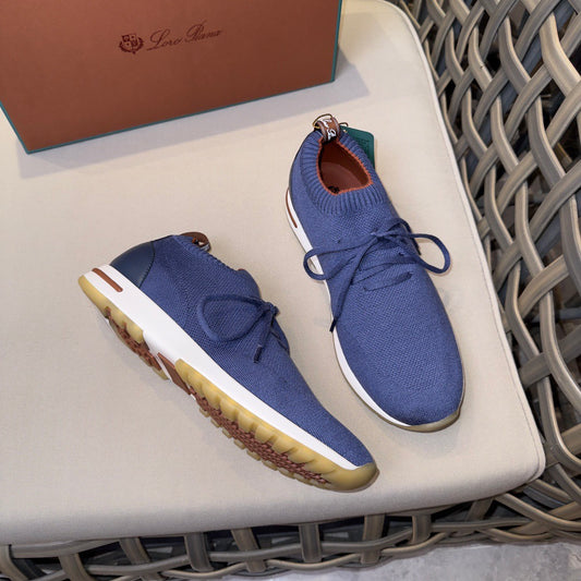 LP Sneakers