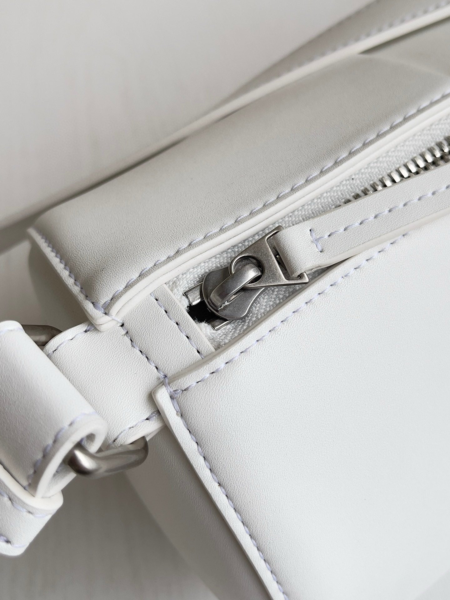 BV Small Canette Bag