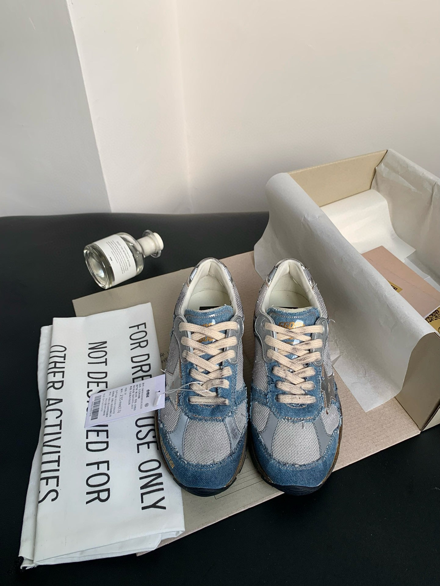 Golden Goose Sneaker