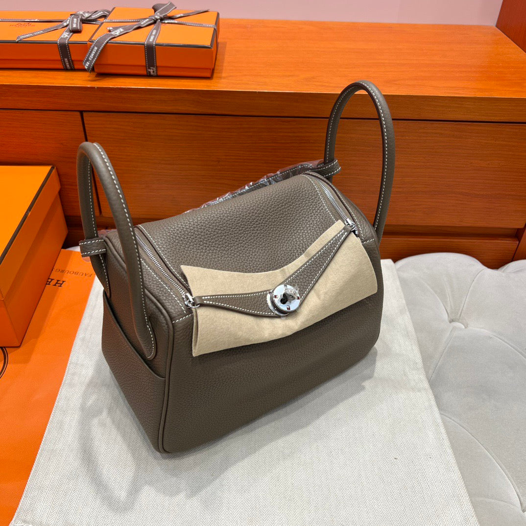Hermes Lindy 26