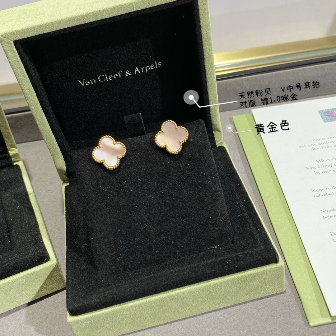 Van Cleef & Arpels Earrings