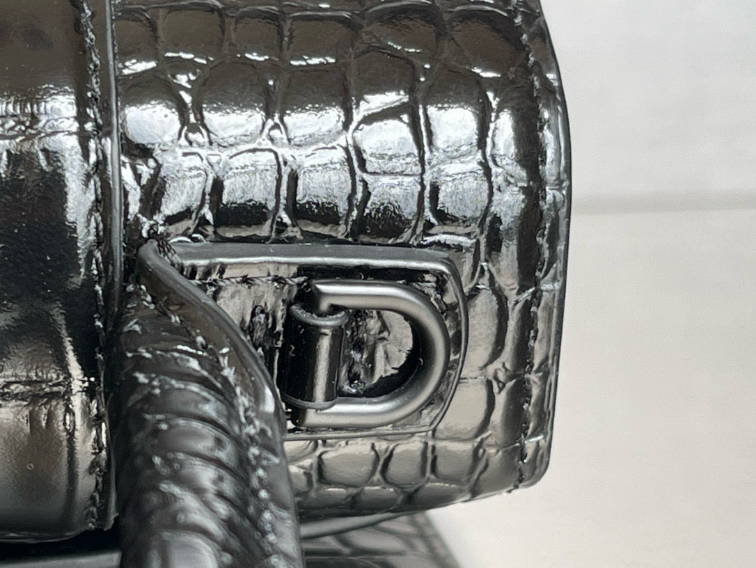 BLCG Hourglass Crocodile Top-handle Handbag(19x8x21cm)