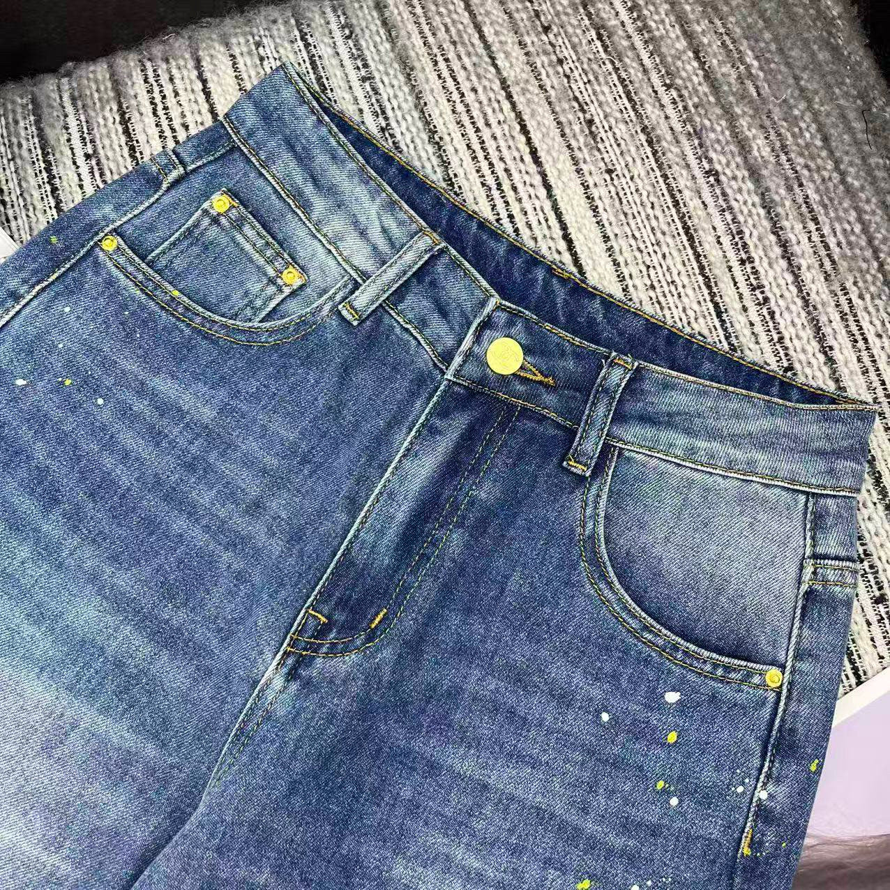 Chanel Jeans