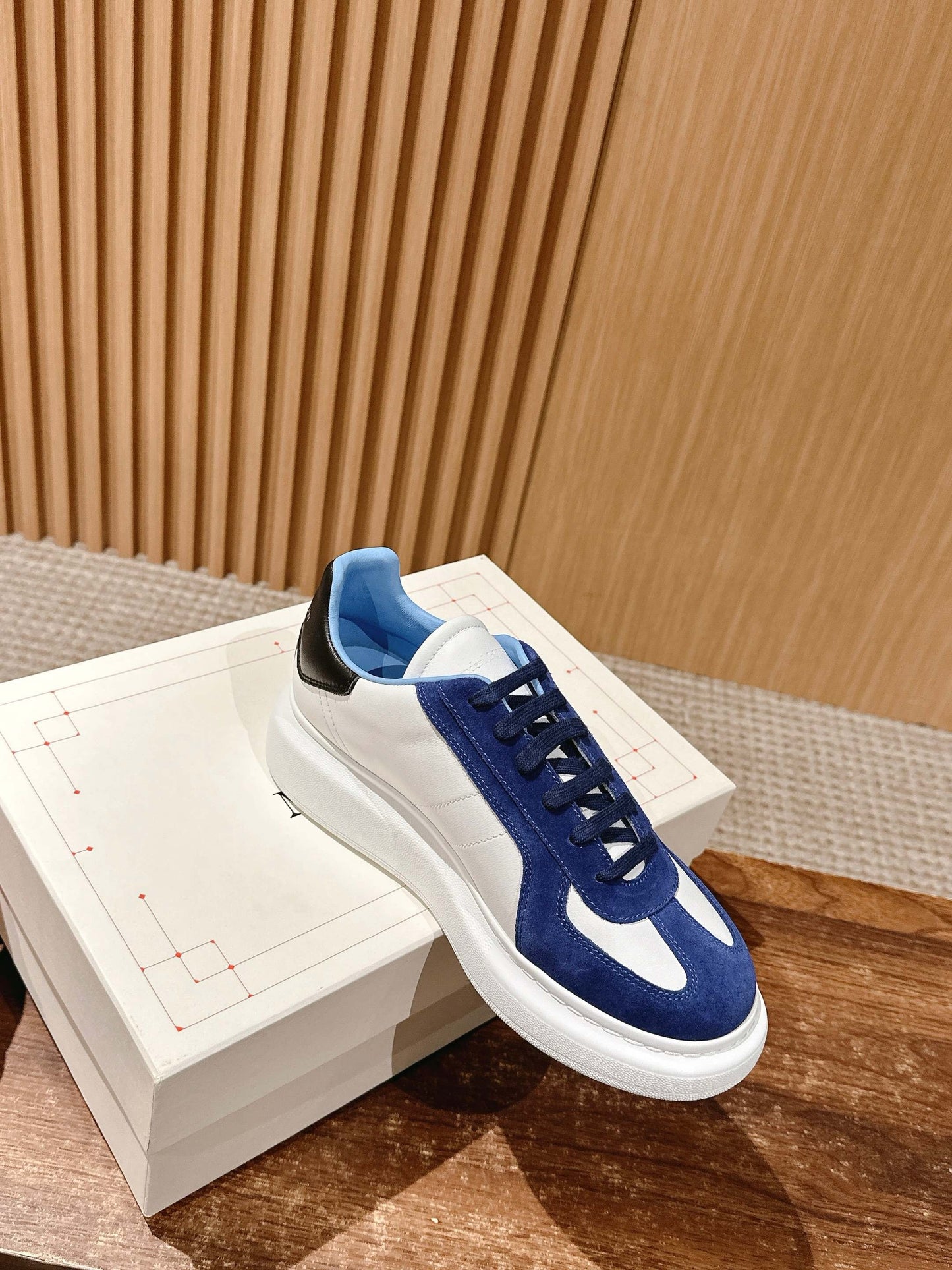 Alexander McQueen Sneakers