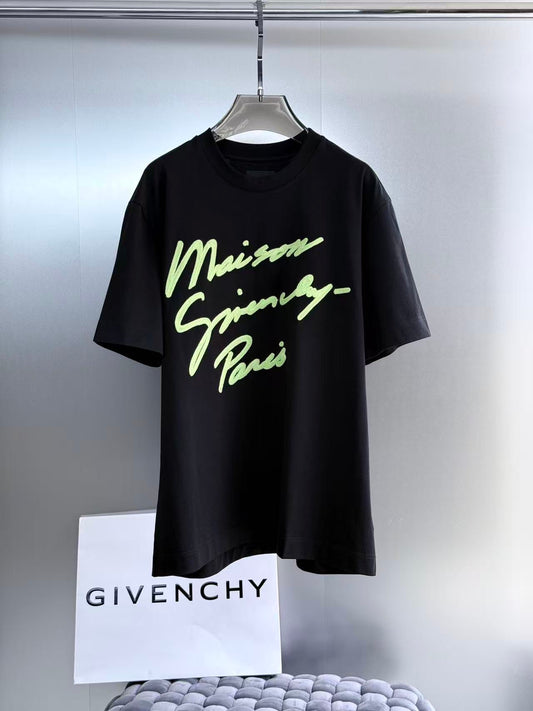 Givenchy T-Shirt