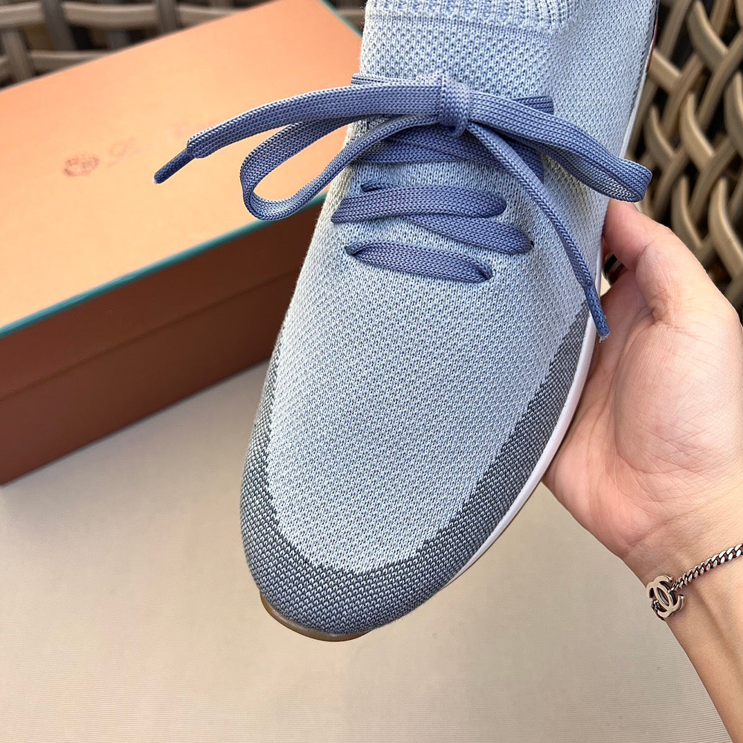 LP Sneakers