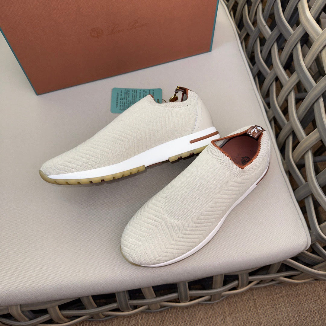 LP Sneakers
