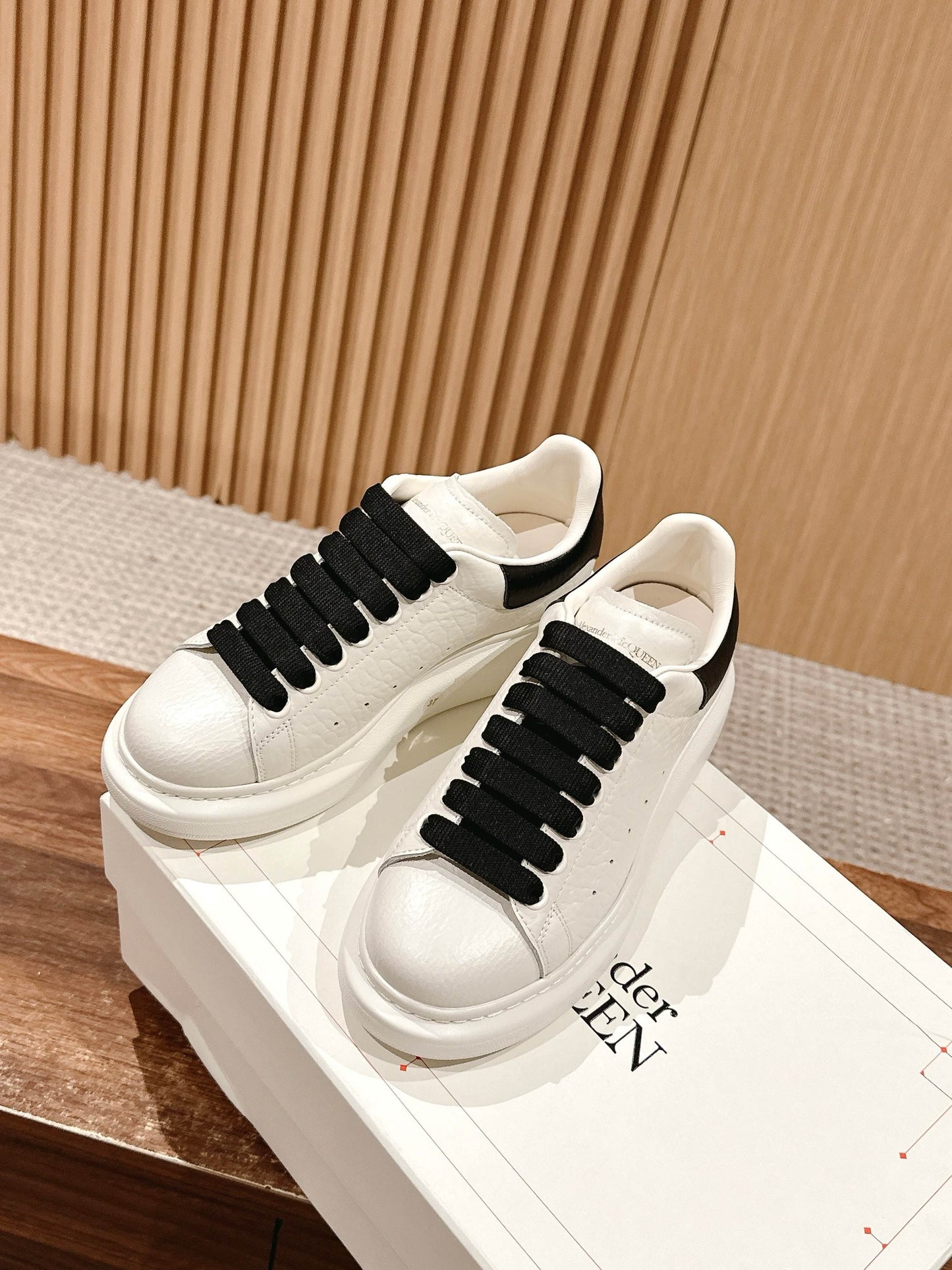 Alexander McQueen Sneakers