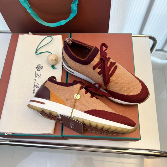 LP Sneakers