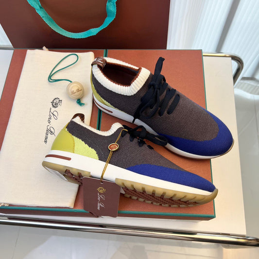 LP Sneakers