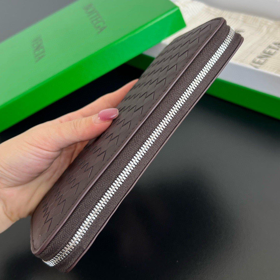 Bottega Veneta Long Zipped Wallet