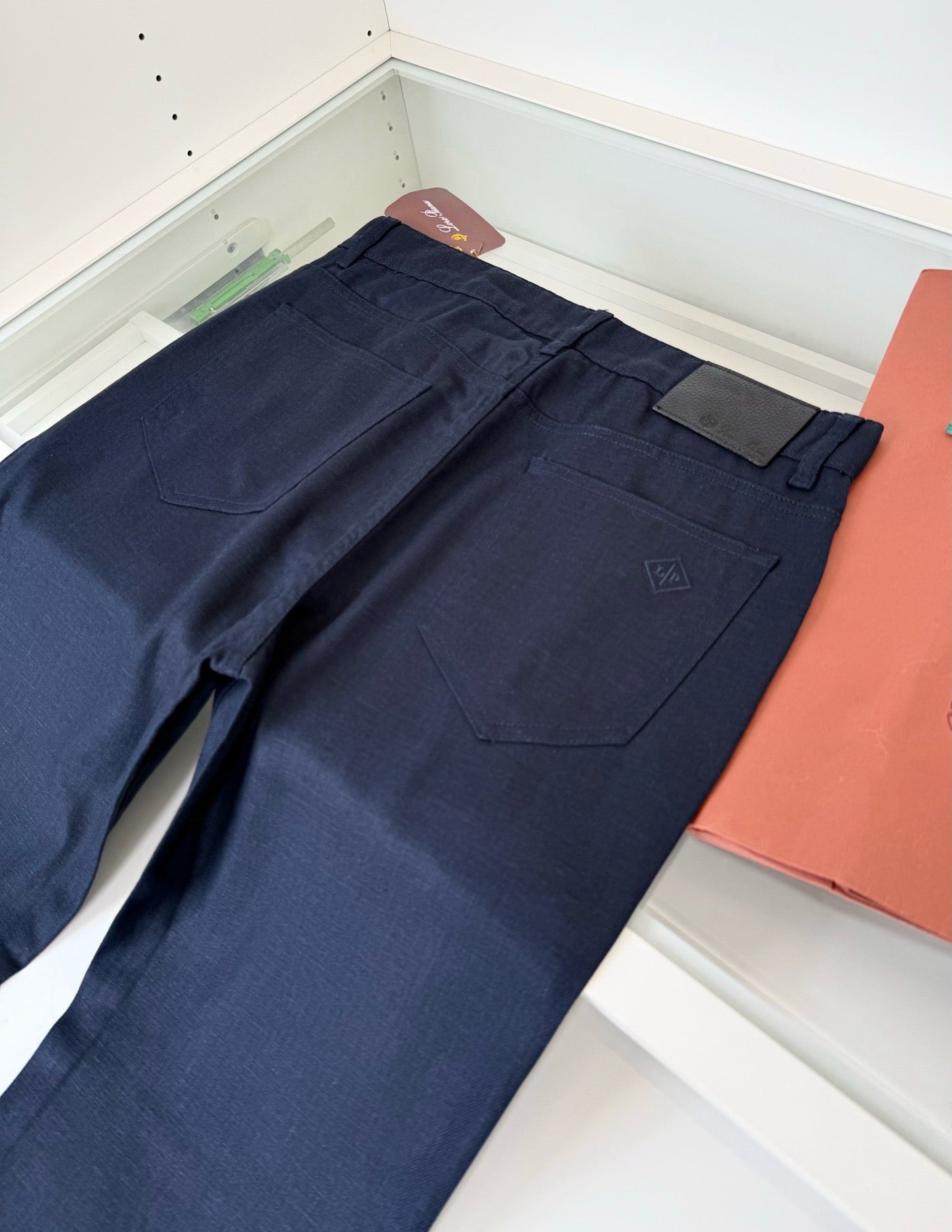 LP Long Pants