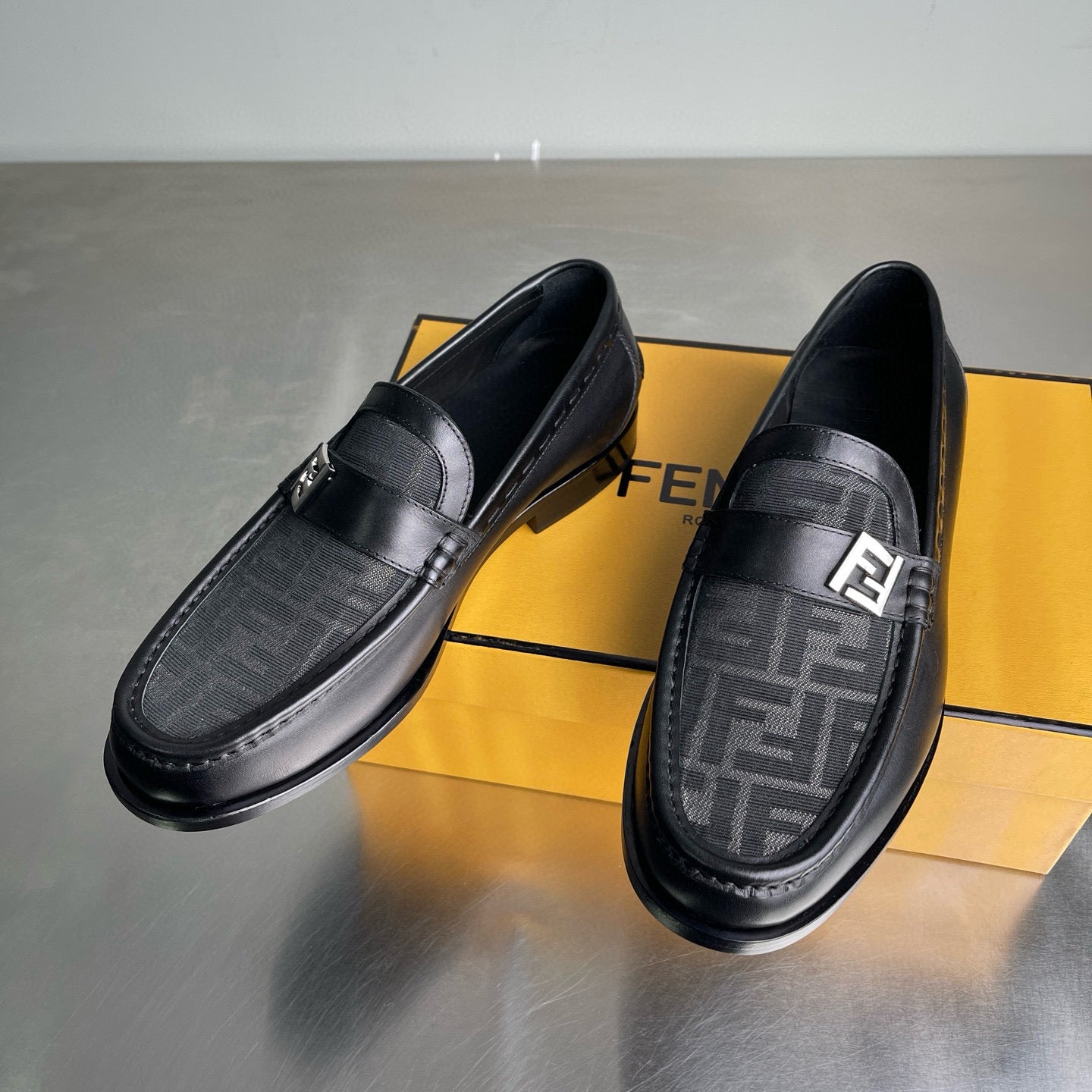 Fendi Loafer