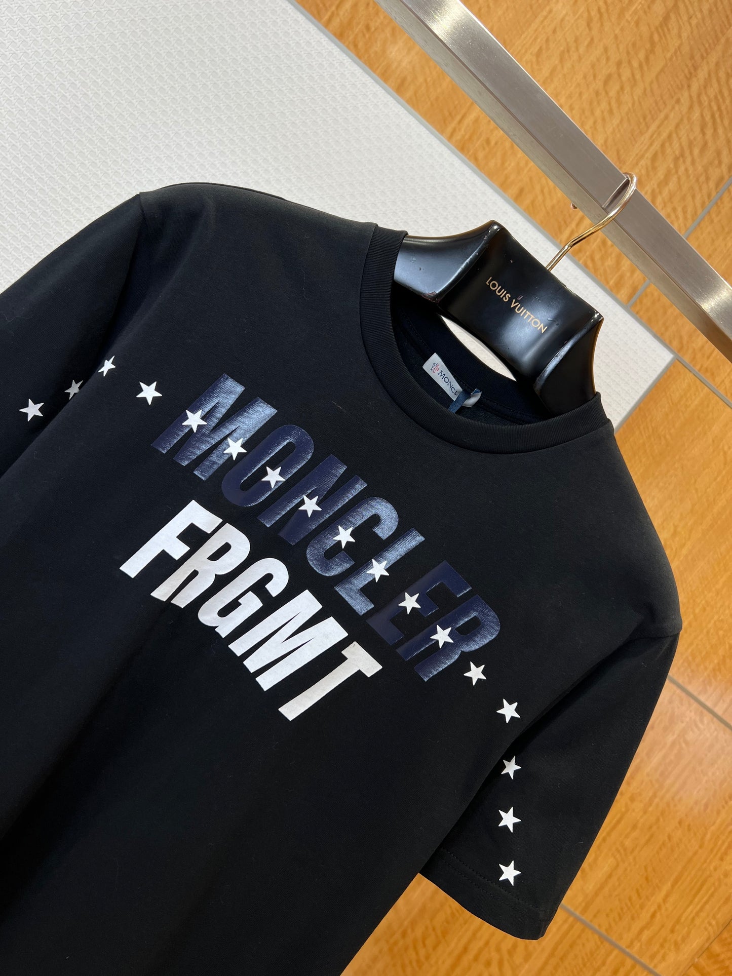 Moncler T-shirt